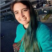 Profesora en educación general básica ofrece repaso general y apoyo para pruebas